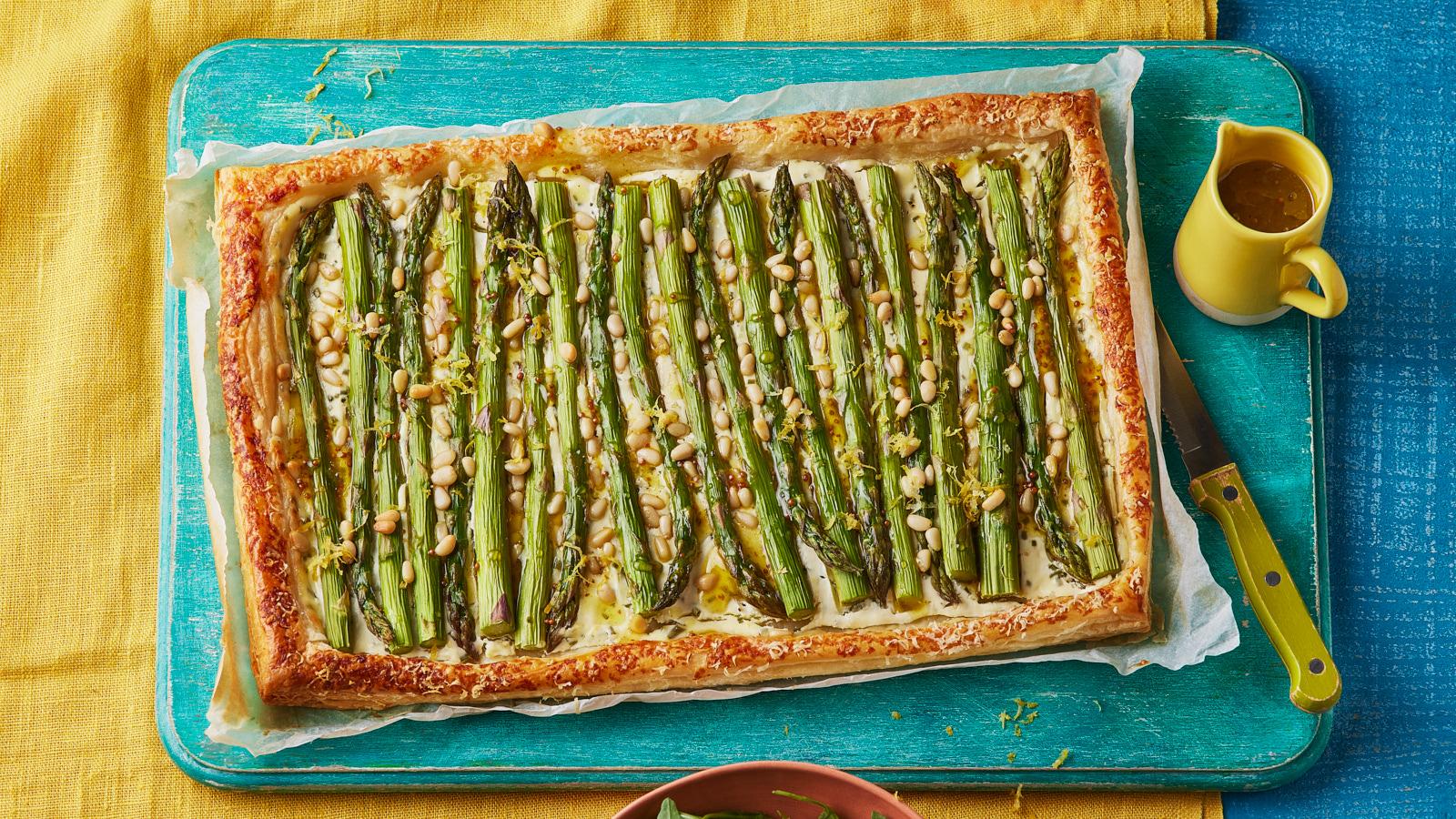 Asparagus tart with honey mustard dressing