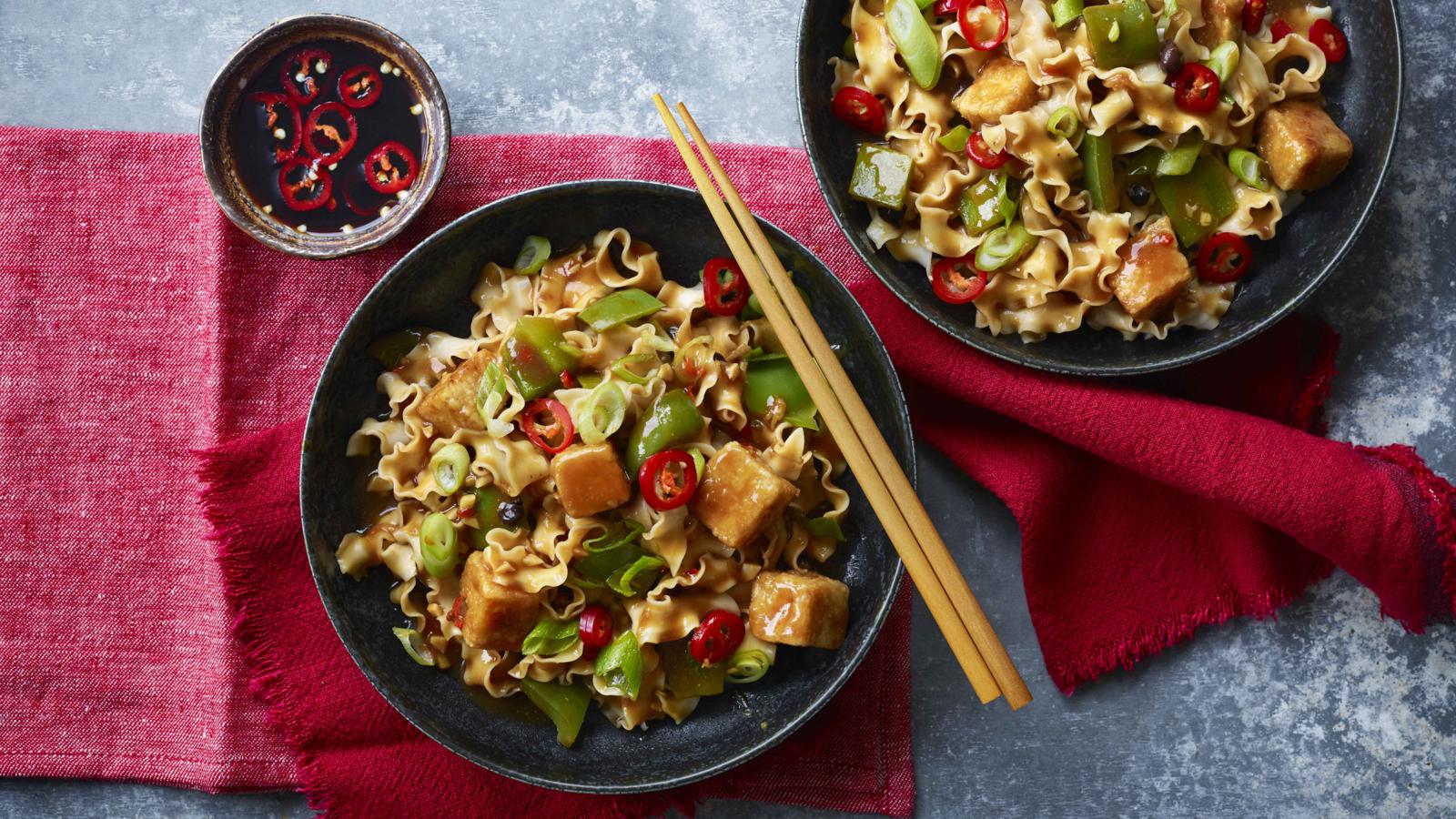 Black bean tofu 'mein'