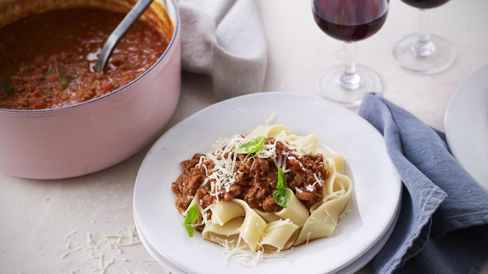 Bolognese ragù with pappardelle