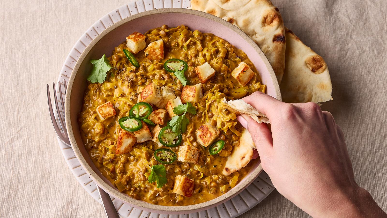 Creamy coconut lentil curry with crispy halloumi