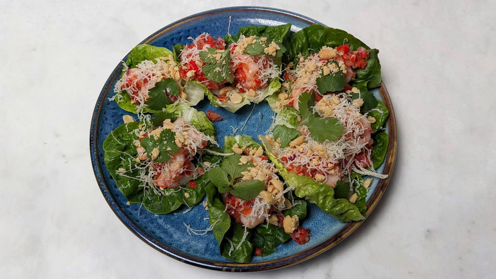 Prawn lettuce cups