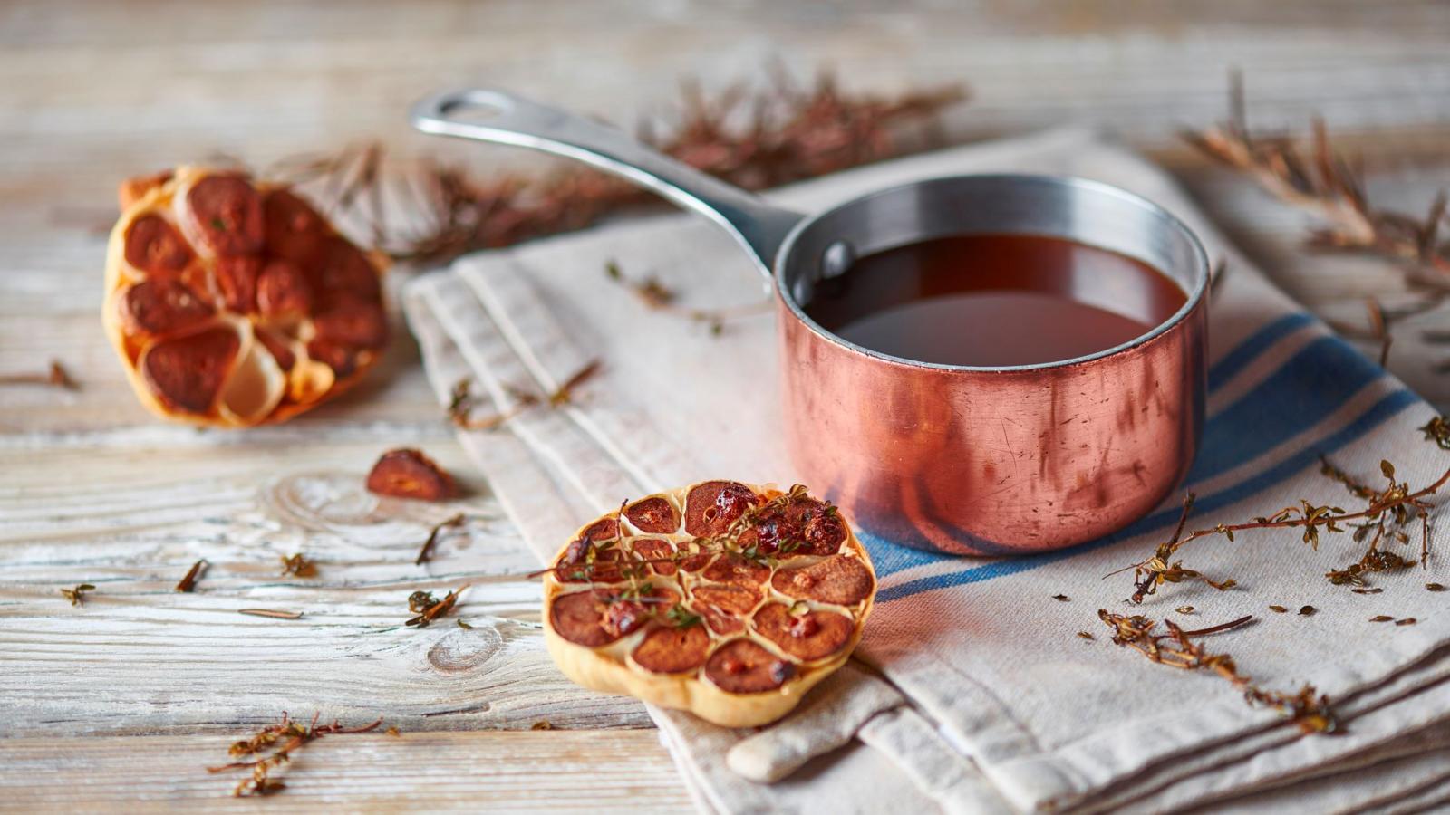 Red wine sauce