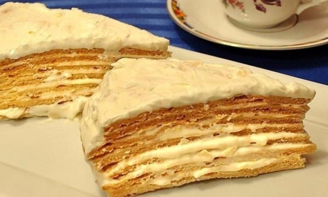 Parisian Cocktail Cake
