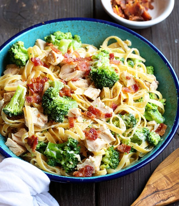 Chicken, Ham, and Broccoli Pasta Alfredo