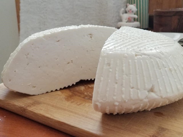 ჭყინტი ყველი